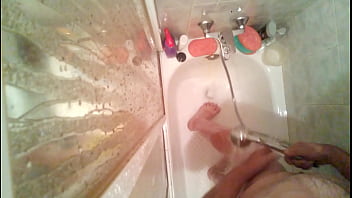 Preview 4 of Cute Vabe - spycam en ducha
