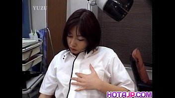 Preview 1 of Airpaln Porn - Chiharu Okuna fucks her twat with vibrator