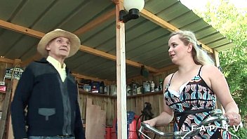 Preview 1 of Baby Anal Perfect - Jolie petite cochonne aux gros seins et au gros cul prise dans un trio avec papy