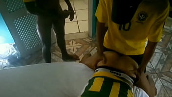 Preview 2 of Xnxx Fuck - Passivo Guloso Dando Pra Dois Dotados