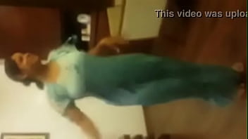 Preview 2 of Videos Raki Berkan - Big Booty Scarlett dancing in bathroom - XVIDEOS.COM