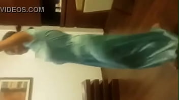 Preview 4 of Videos Raki Berkan - Big Booty Scarlett dancing in bathroom - XVIDEOS.COM