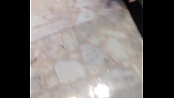 Preview 3 of Srike - Putinha se exibindo no shopping