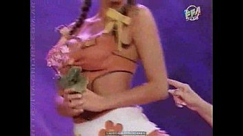 Preview 1 of Porn Deftones - Body Painting - Nude on tv show hq porn PornTubeMovs