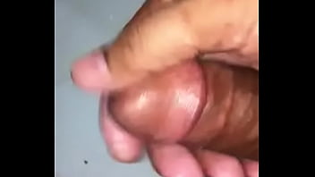 Preview 1 of Hdjhbtzz - Paki man enjoying masterbution