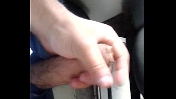 Preview 2 of Momxnnx - jalandomela en el camion