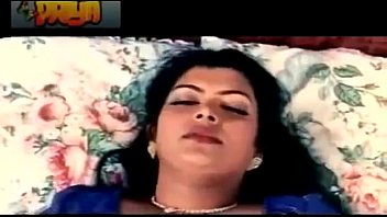 Preview 2 of Free Inadan - mALLU AUNTY SAJINI RArE SCENE HOT MASALA VIDEO