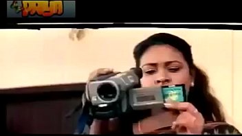 Preview 1 of Free Inadan - mALLU AUNTY SAJINI RArE SCENE HOT MASALA VIDEO