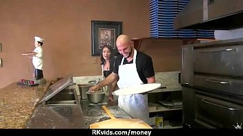 Preview 4 of Cachondas Con Orgasmos - Amateur girl accepts cash for sex from stranger 17