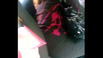 Preview 4 of Jab At Dad To Teacher Xxx - madura con media nalga en el bus