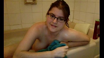 Preview 4 of Dad Sex Her Son Mae - Sexy girl take bath