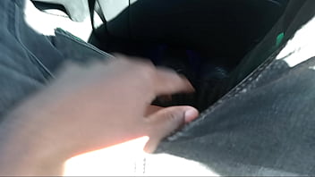 Preview 1 of Mia Lnd - Rubbing in Uber 10