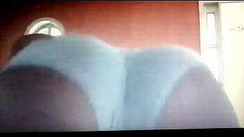Preview 4 of Momm Xxx Video - Novinha safadinha rebolando com sua bunda Grande