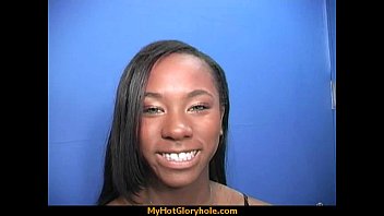 Preview 1 of Xxx Video Pun - Hot couple having oral sex in gloryhole interracial 11