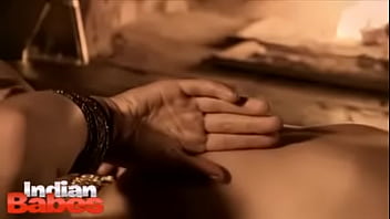 Preview 3 of Jav Overzised - Indian Babe Aishwarya Stripping Sari Exposing Natural Titsindianindian