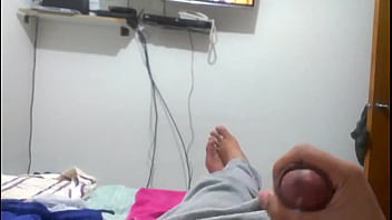 Preview 3 of Randi Xx Seal - Cubanito rico se masturba viendo porno