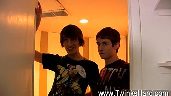 Preview 1 of Bayar Dengan Uang - Pakistan gays nude movies Dean Holland and Nathan Stratus both take
