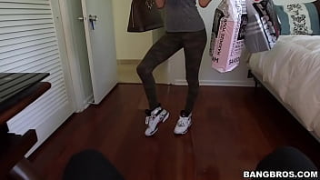 Preview 2 of Car Flash Vagina - Fucking my chick in her new shoes!