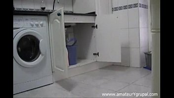 Preview 1 of Tow Sons Fuck Mom - Amateur - Plomero - XNXX.COM