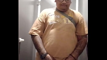 Preview 1 of Hot Bp Xxx Sunny Lonely - Vaibhav Pisses In The TappooCity Food Court Toilet