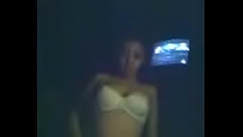 Preview 1 of Babe Horny Masturbasi - Latina dances and spreads for small dick