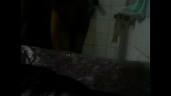 Preview 1 of Tamil Akka Ag 30 Xxx - jovencito en la ducha camara escondida
