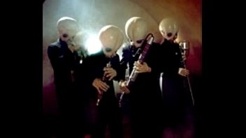 Preview 1 of Sindhu Mariya Devika - 10 MINUTES OF CANTINA BAND