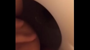 Preview 1 of Xxbangoli - Isabella Holloway Peeing