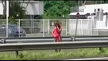 Preview 2 of Forced Sex Mom Son Sleep - femme nue sur le bor de la route en gwada