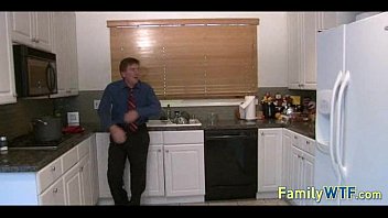 Preview 1 of Porno Barat Baru - Stepdaughter gets fucked 1460