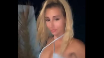 Preview 3 of So Dig - Sit back and watch me Dance ?