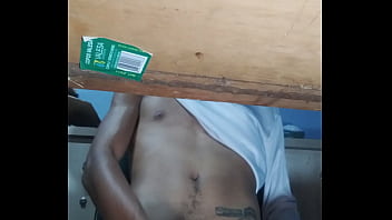 Preview 3 of Hard Creampue - Modelo kyio043 se masturbando ate gozar