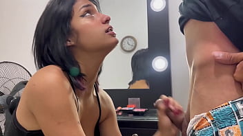 Preview 1 of Jap Mum Incest - Peque&ntilde_a hermanastra paga deuda a su hermanastro mayor con una rica follada.