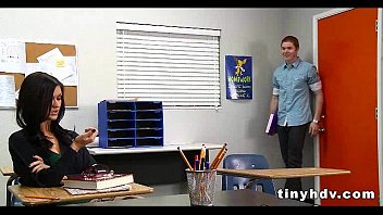 Preview 1 of Gay Man Hard Sex - Hottest  teen pussy Kendall Karson 6 91