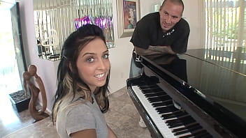 Preview 1 of Lapan Sex Story - Step daughter wants to get cum in her mouth - (Stephanie Kane)