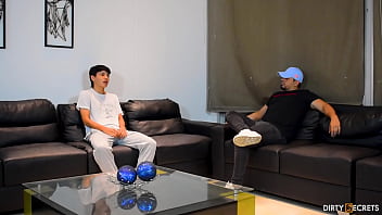 Preview 1 of Britney Bet - I FUCK MY BOSS&#039_S STEPSON