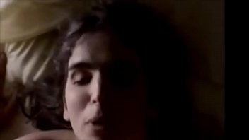 Preview 2 of Vore The Game - Malu Mader levando tapas na cara na cama