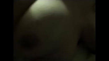 Preview 1 of Teen Sucks Daddy - las tetas de mi esposa
