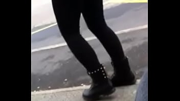 Preview 3 of 3 Saal Ki Bachi Ki Chudai - French 20 yo chick twerking