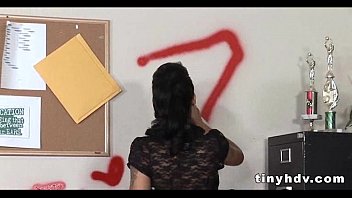 Preview 3 of Up Shoe3 - I want this teen pussy Skin Diamond 1 91
