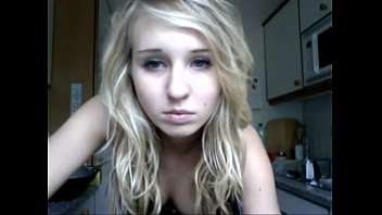 Preview 1 of Xxx Blood Porn Videos Hd - Blonde Beauty Dancing on Cam38.com