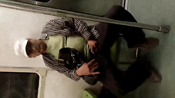 Preview 3 of Www S Vroom Raja - Viejo en el metro linea 3