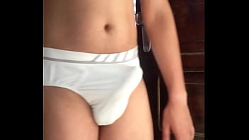 Preview 2 of New Zealand Inch - me exibindo de cueca