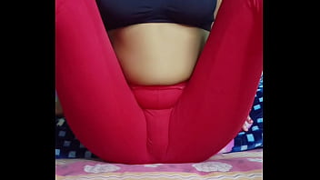 Preview 1 of Nyepong Bergilir - Desi Hot Indian Girl Masturbation Home Alone With Brinjal