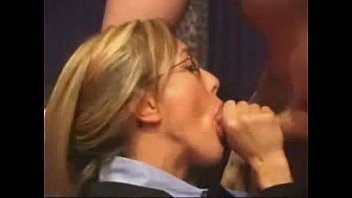 Preview 4 of Xxxhd Vedeo - Milf With Glasses Sucking Dick Facial