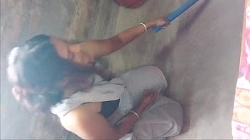Preview 1 of Sex Unw - Sexy Landlady Aur Jawan Kirayedar &ndash_ Kiraye Ke Saath Chadh Gayi Raat!