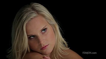 Preview 1 of Jony Sins Blonde - Marry Queen glistening curves