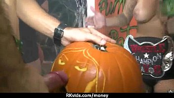 Preview 3 of Tonny Gum Sunny Leone - Amateur girl accepts cash for sex from stranger 1