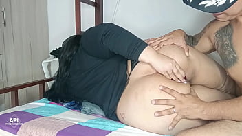 Preview 3 of Bazzerr Big Ass - Le doy verga a la amiga de mi hermanastra cuando ella se queda en mi habitacion
