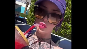 Preview 1 of Japan School Girl Fuckking - Having fun in the sun ️ buy ur big booty goddess a drink$smokiestlynx